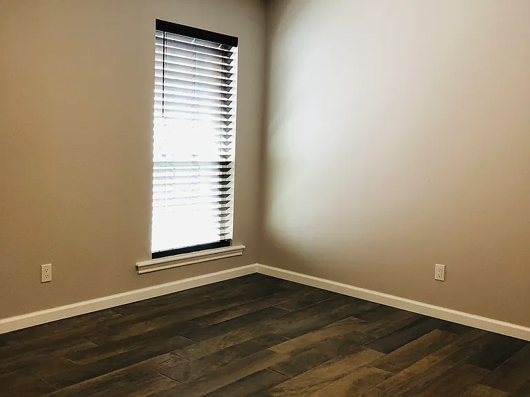 1813 Highland Park Ave — Photo 14