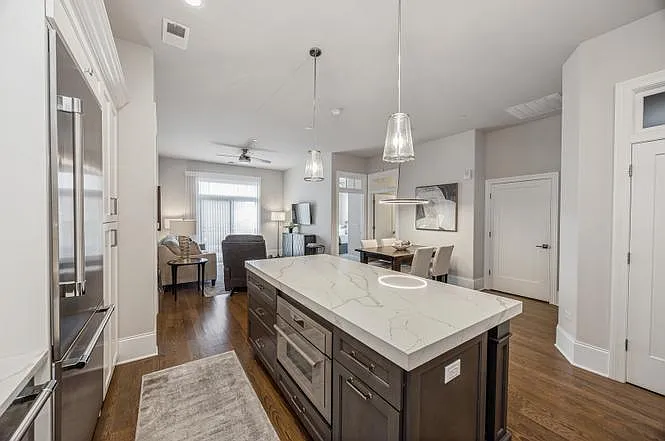 105 S Cottage Hill Ave #403 — Photo 3