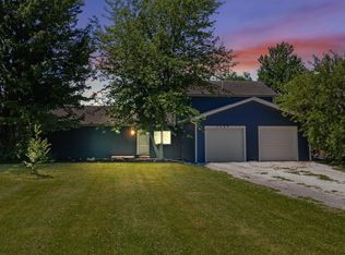 1067 W 150 N, Columbia City, IN 46725
