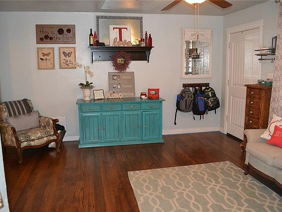 5th image of 1610 Caddell Ln