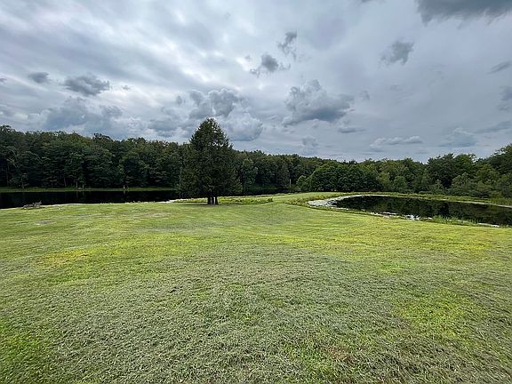 3rd image of 149 Savage Rd