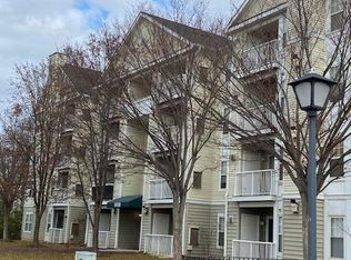 14100 Farnsworth Ln #2206, Upper Marlboro, MD 20772