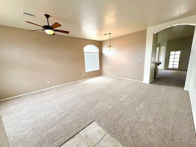 3700 W 25th Pl — Photo 3