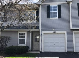 1127 Vail Ct, Naperville, IL 60540