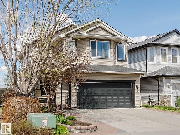 2nd image of 1764 Melrose Cres SW