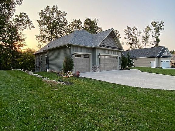 5th image of 4306 Folkstone Cir