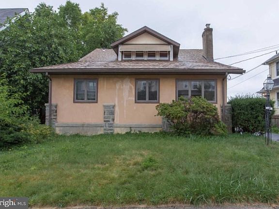 2nd image of 37 E Marthart Ave
