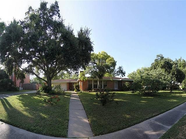 1st image of 224 Oleander Ave