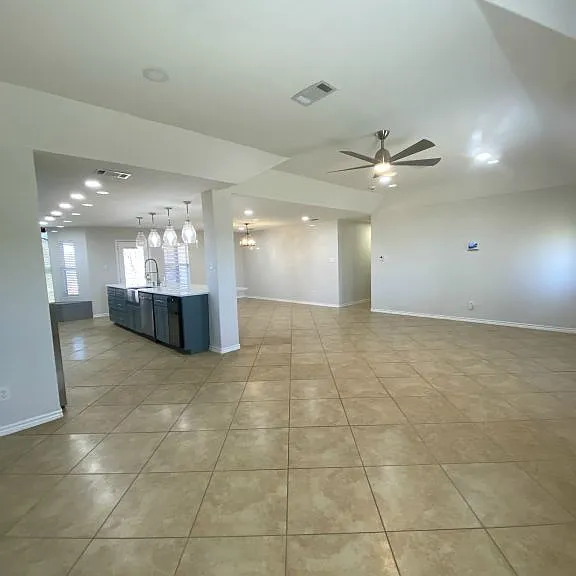 1807 Prestige Loop — Photo 10