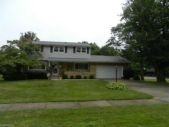 1st image of 2812 Belleflower Dr