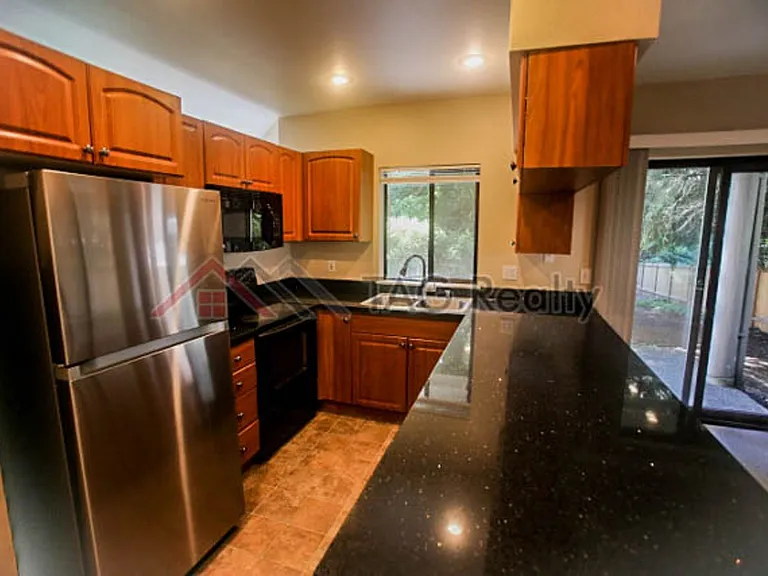 9009 Avondale Rd NE #E109 — Photo 12
