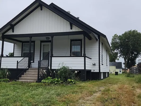 908 E 9th St, North Platte, NE 69101