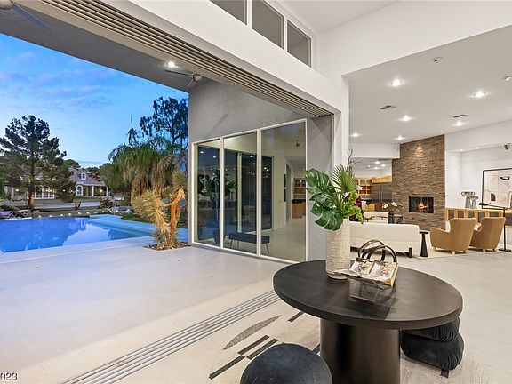 4th image of 2825 Coast Line Ct