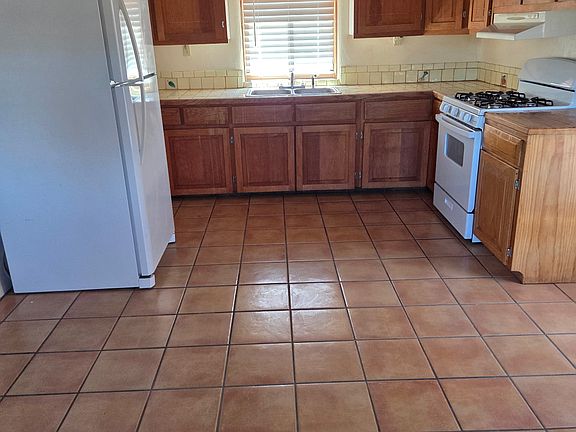 4th image of 21A Leyba Rd