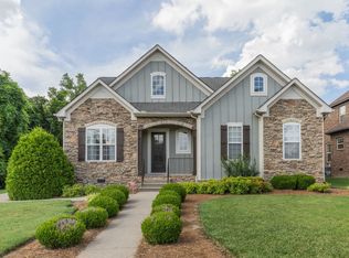 222 Karen Dr, Mount Juliet, TN 37122