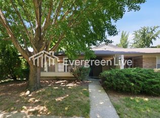 5718 Troy Villa Blvd, Huber Heights, OH 45424