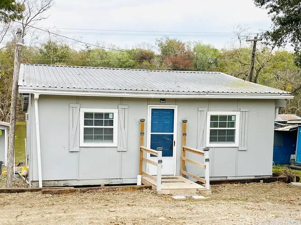 130 Current Lake Ln, Pt Barre, LA 70577