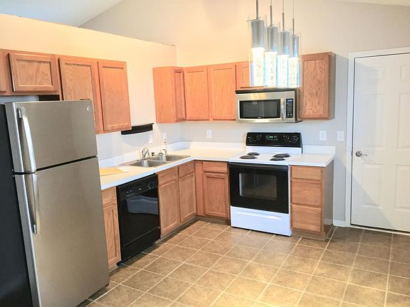 5th image of 2213 Curtiswood Dr