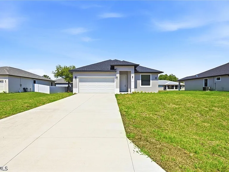 1253 Argosy Rd — Photo 35