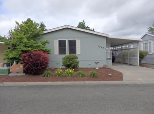 1241 Willow Ln, Grants Pass, OR 97527