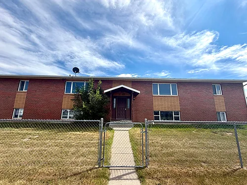 1431 Aspen St. Photo 1