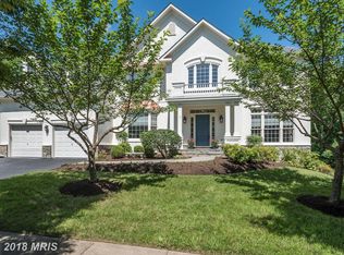 4 Larkmeade Ct, Potomac, MD 20854