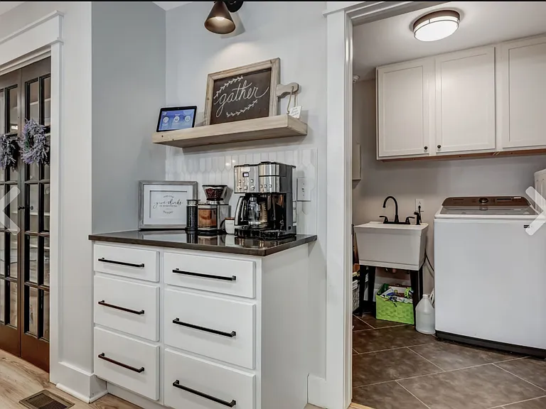 1430 Haynes Dr — Photo 5