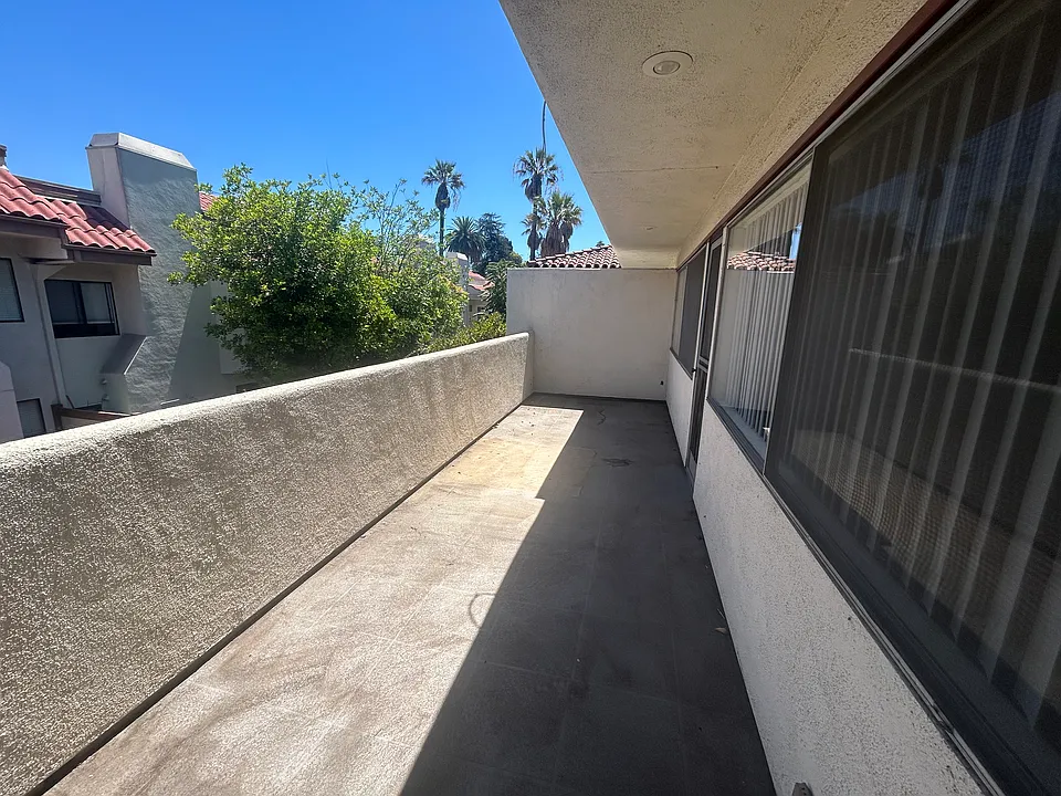 285 W. California Blvd