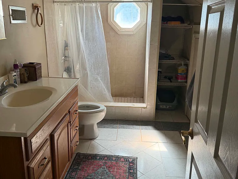 59 Howard Ave — Photo 7