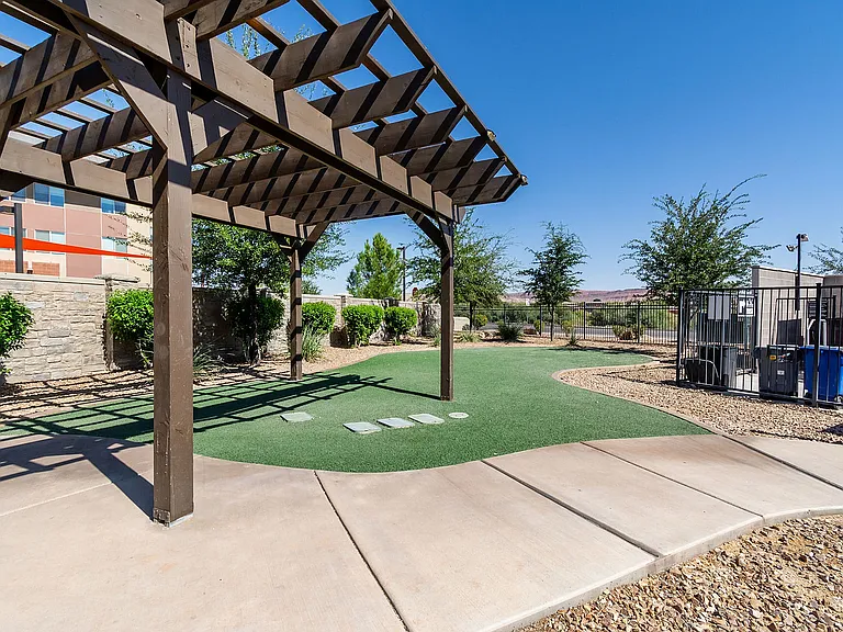 Grayhawk at River's Edge — Photo 22