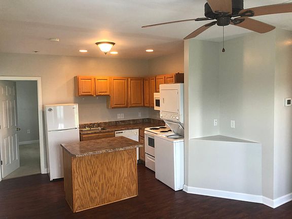 5th image of 134A College St