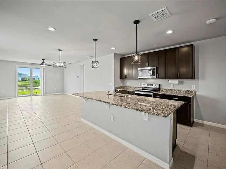 43744 Cattleman Dr — Photo 3