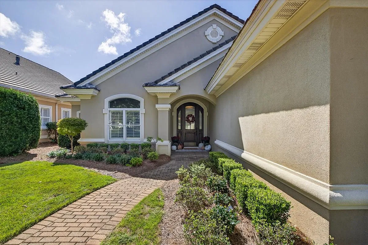 3 bed, 2671 sqft, $5,000 — Photo 1