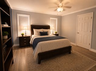 1320 Oakengate Dr, Stone Mountain, GA 30083