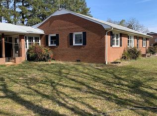 325 John Randolph Rd, Farmville, VA 23901