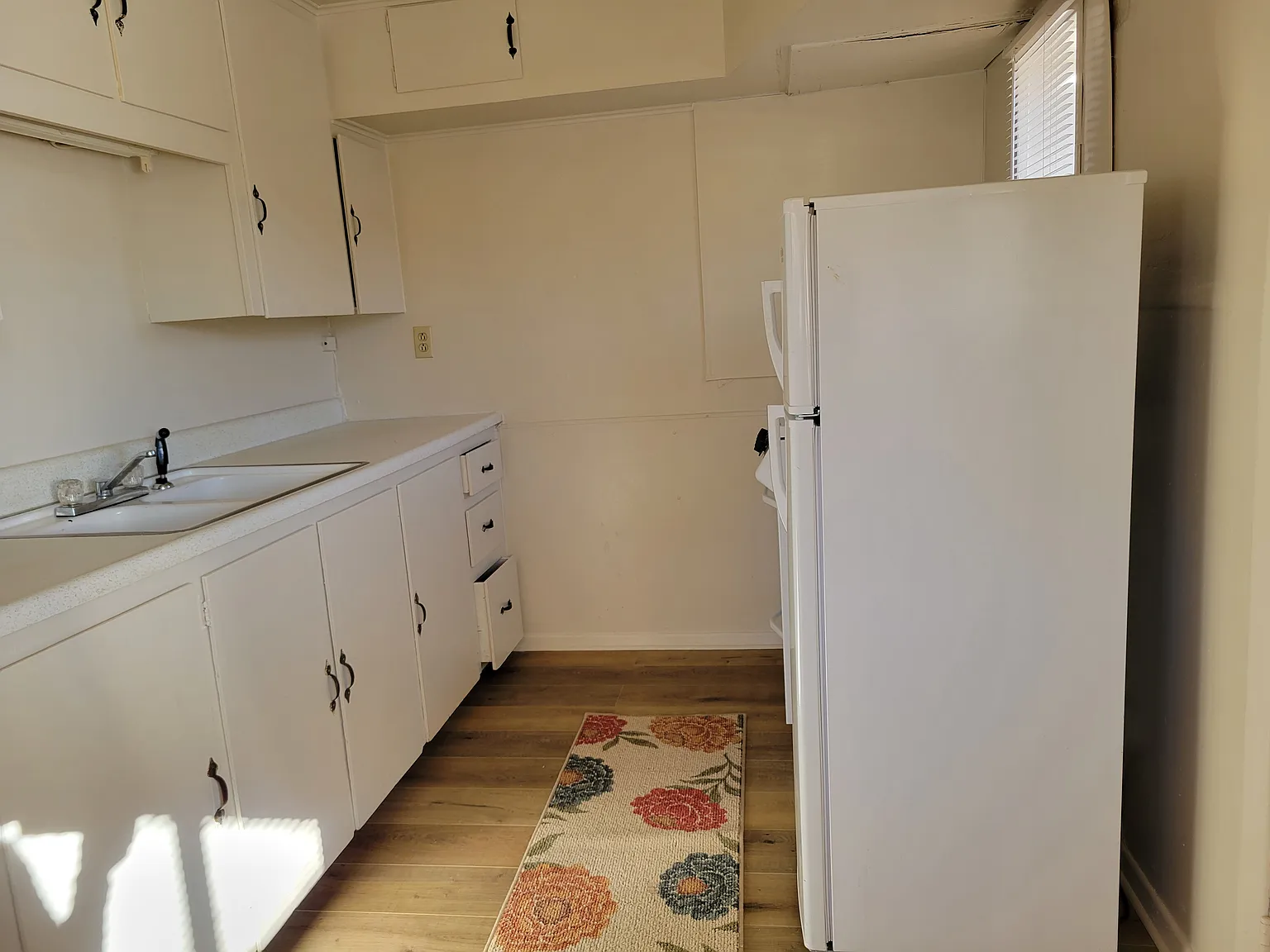 1 bed, $895 — Photo 3