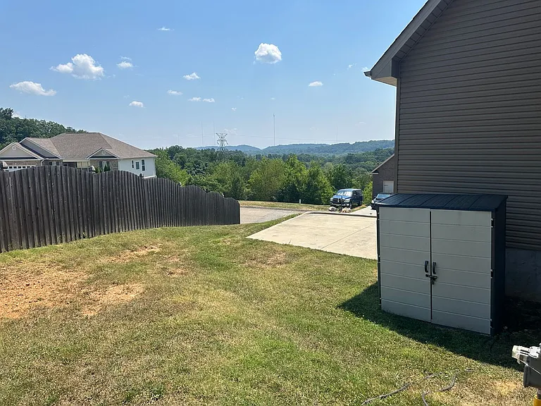 6311 Lantern Ridge Ln — Photo 37