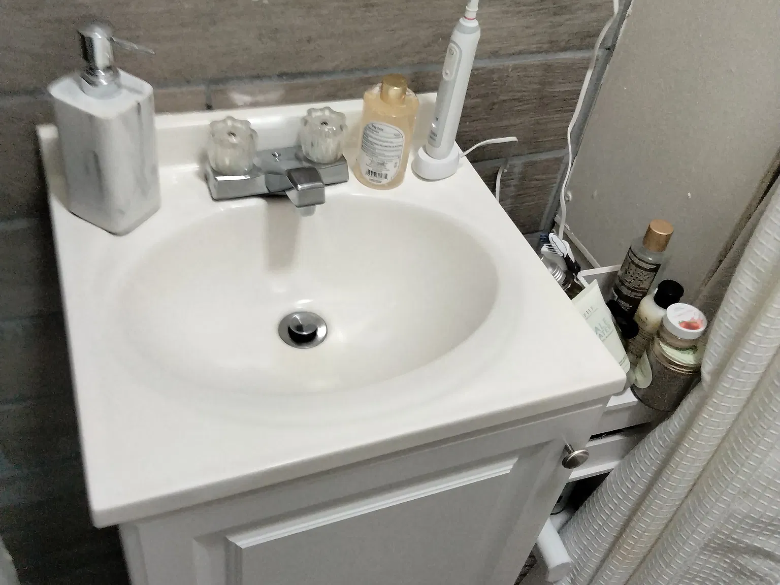 1 bed, 600 sqft, $1,214 — Photo 3
