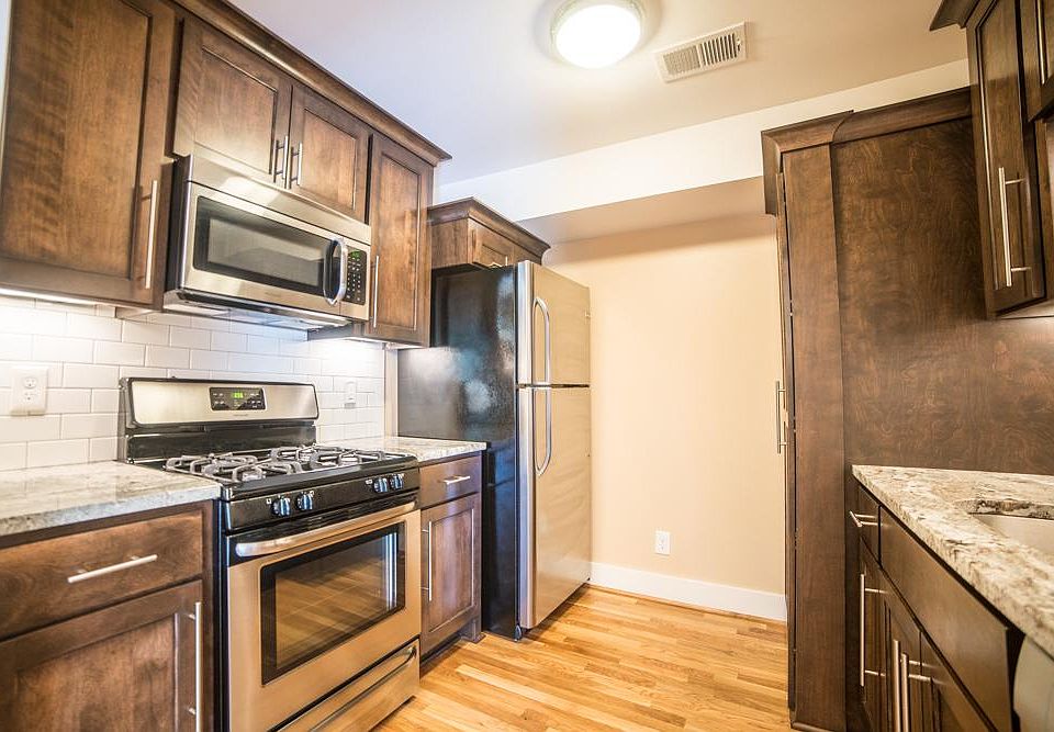 1st image of 4060 McGee St APT 02