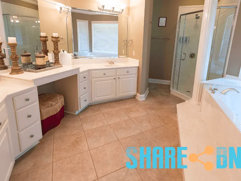 48 Dartmouth Dr #48 — Photo 8