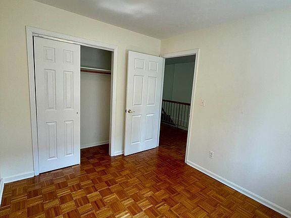 3rd image of 3115 30th St APT 1R