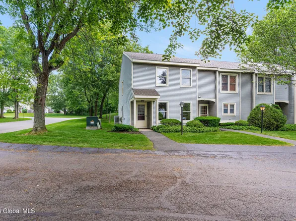 1 Hale Drive, Halfmoon, NY 12065