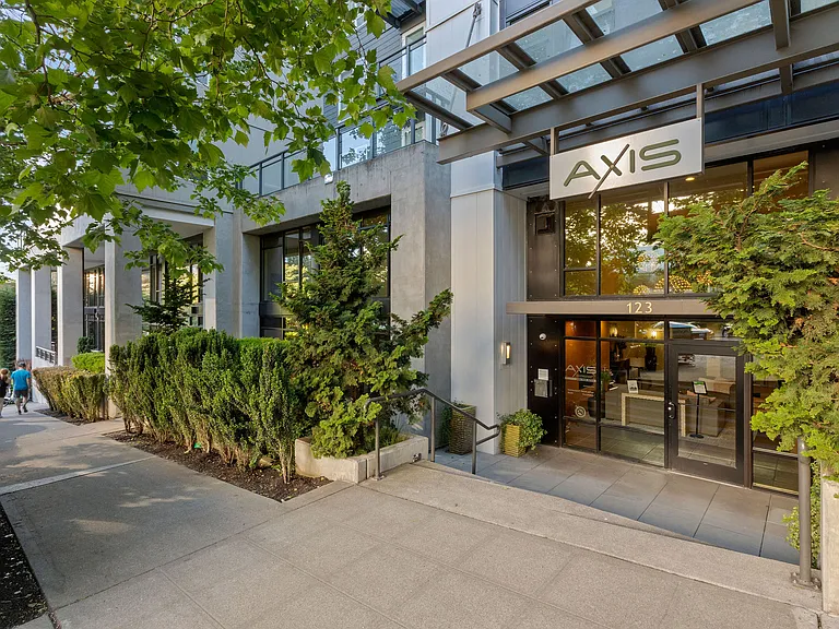 Axis — Photo 42
