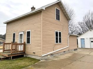 4103 Delta St, Manitowoc, WI 54220