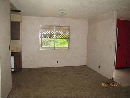 3rd image of 637 Washington Ave