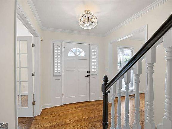 4th image of 2697 S Arbor Dr
