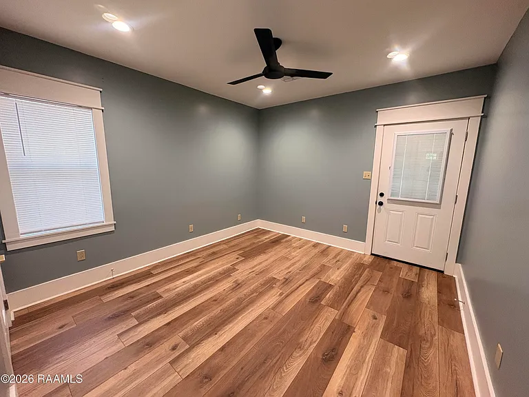612 E Vermilion St #A — Photo 17