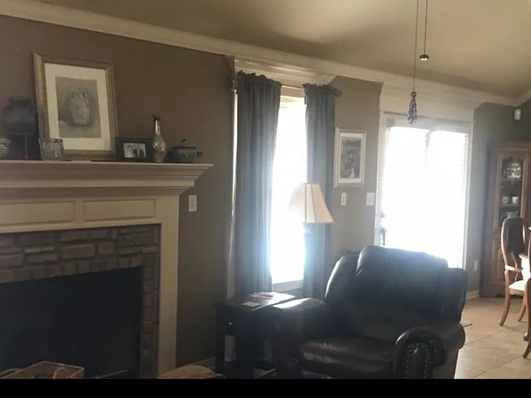 2555 N Trafalger Dr — Photo 6