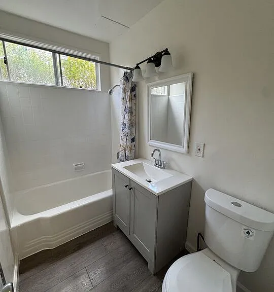 850 S Saint Andrews Pl — Photo 7
