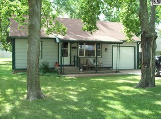 1108 S Chestnut St, McPherson, KS 67460